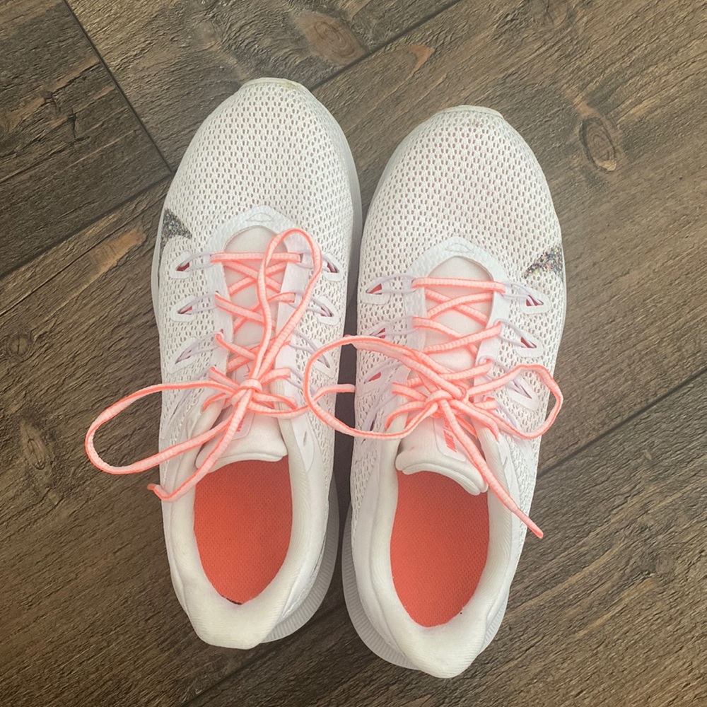 Nike Woman’s Shoes Size 6.5